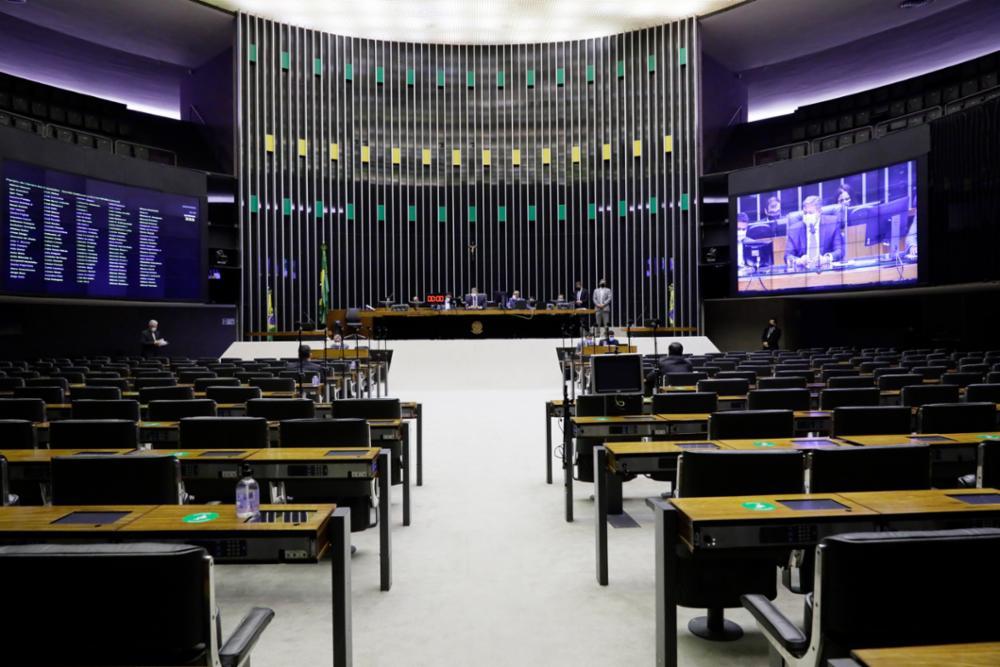 Câmara dos Deputados aprova MP que viabiliza privatização da Eletrobras; texto vai ao Senado