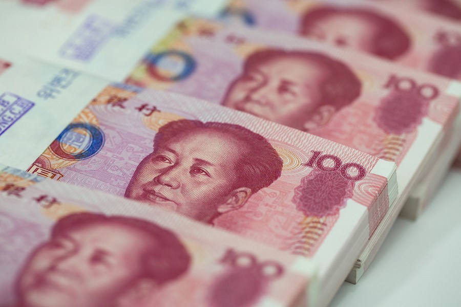 China mira nível de moeda estrangeira em bancos para frear yuan