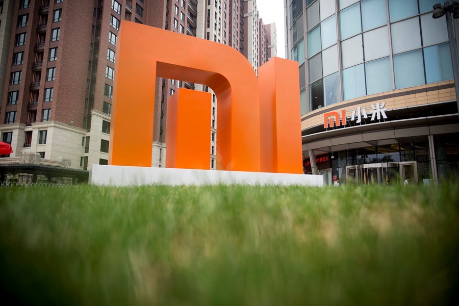 EUA retiram Xiaomi de lista que impedia investimentos e ação da empresa salta em Hong Kong