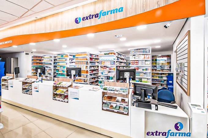 Ultrapar assina venda da Extrafarma para Pague Menos por valor total de R$ 700 mi; para qual delas o negócio é melhor?