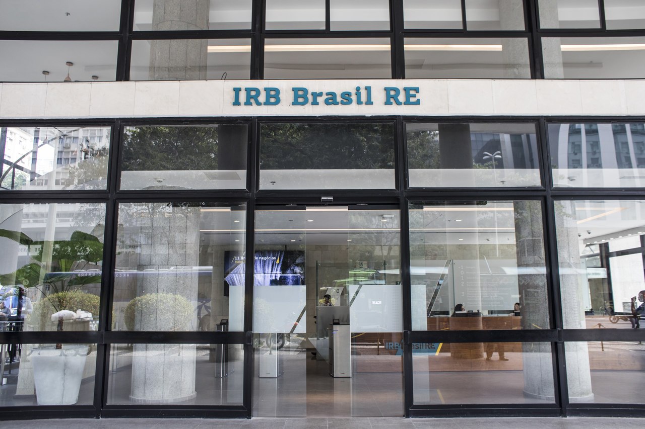 IRB tem prejuízo líquido de R$ 206,9 milhões no 2º trimestre de 2021, queda de 68,5% nas perdas; Conselho aprova JCP referente a 2019