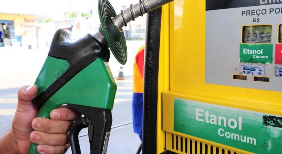 Preço médio do etanol sobe em 14 Estados e no DF, diz ANP